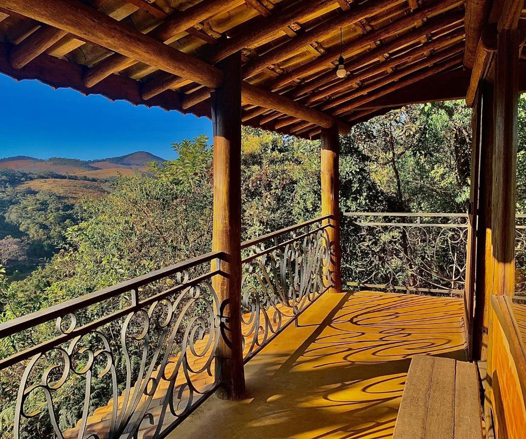Pedra Que Estala / Reserva Alto Da Colina * Conceicao da Ibitipoca